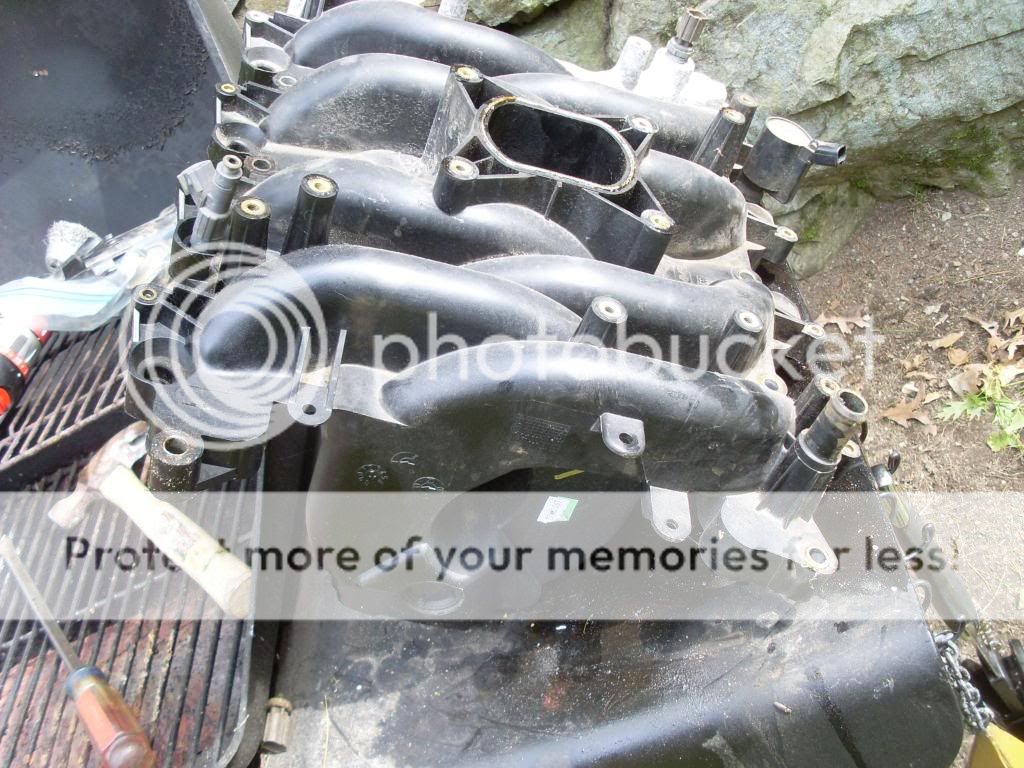 collant intake manifold plastic hose fitting broke 4.6L Based